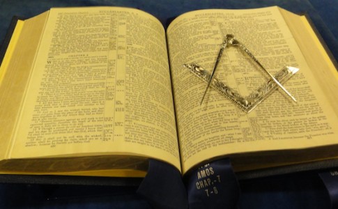 Holy Bible, Square, and Compass, arranged for the third degree in the Book of Ecclesiastes.
