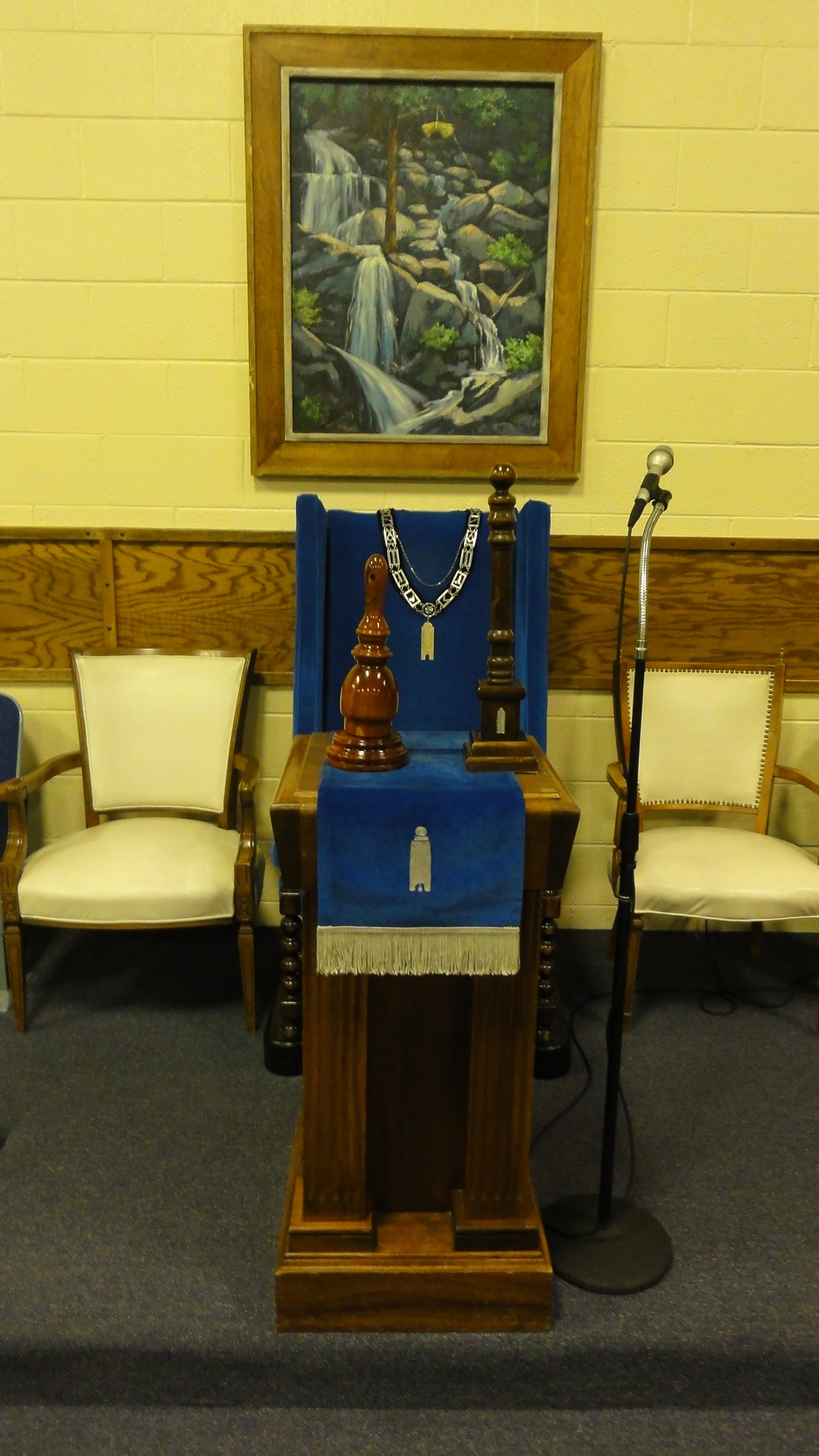 The Chair in the South, with jewel, apron, pillar, and gavel.