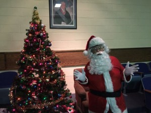Santa makes a visit to Mt Moriah #39